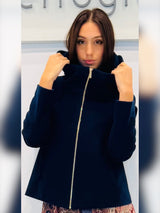 Giaccone con zip e con cappuccio