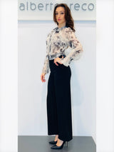 Blusa fantasia floreale con scollo a fiocco