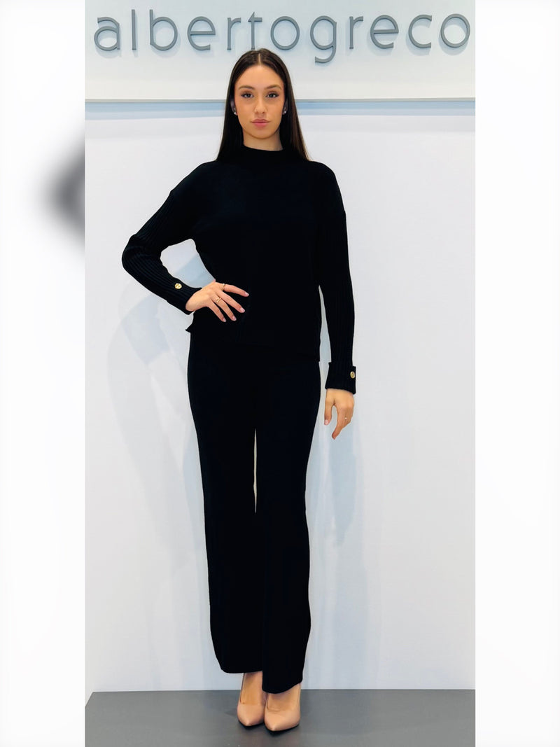 Coordinato maglia ampia e pantaloni