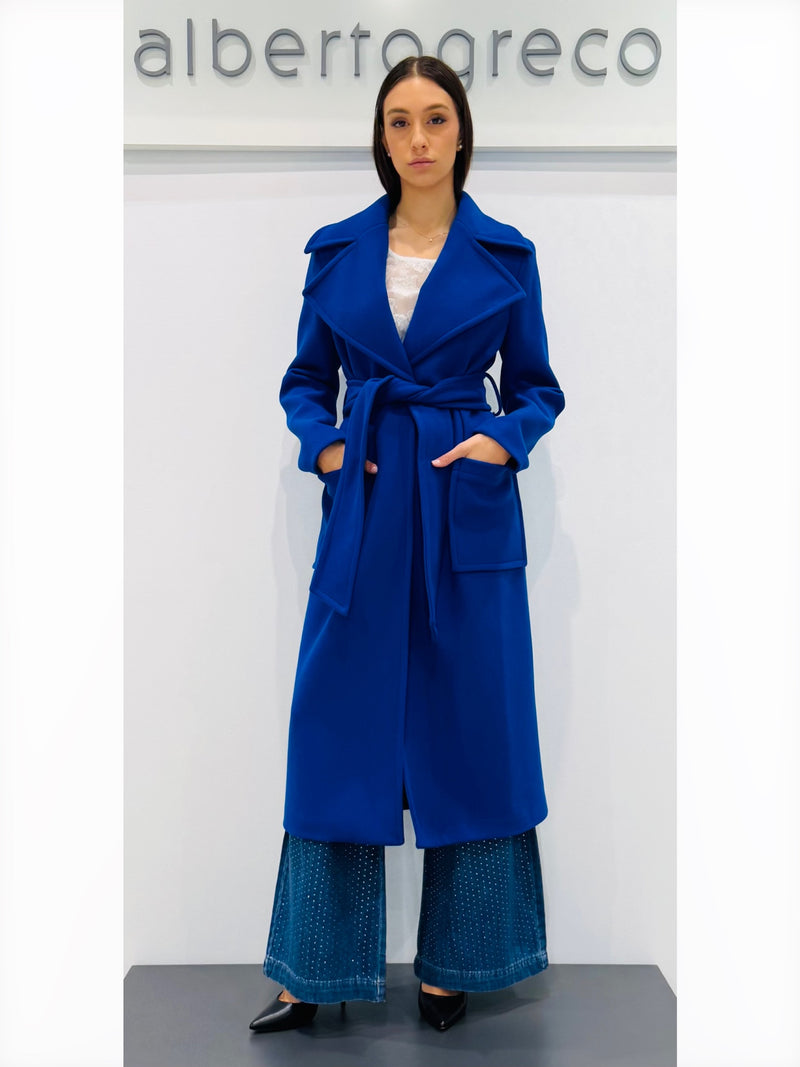 Cappotto un bottone con cintura in vita