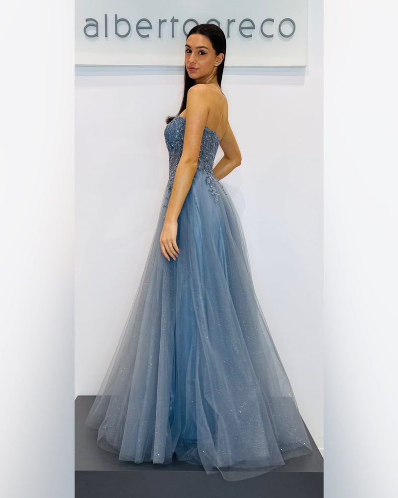 Abito lungo bustier con gonna ampia in tulle