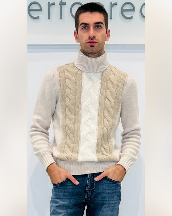 Maglia uomo dolcevita in lana lavorazione trecce