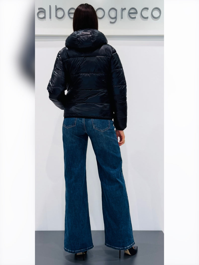 Piumino corto animalier reversibile