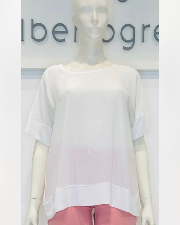 Blusa girocollo con manica a kimono