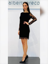 Abito corto in pizzo con manica