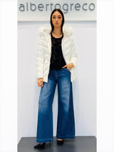 Piumino donna con bordo cappuccio in eco pelliccia