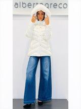 Piumino donna con bordo cappuccio in eco pelliccia