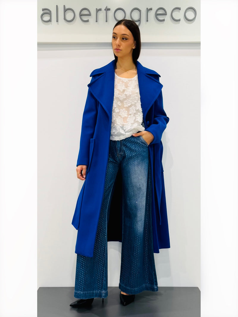 Cappotto un bottone con cintura in vita