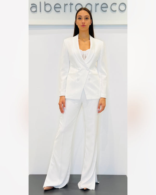 Completo bustier in pizzo, giacca e pantaloni in crepe
