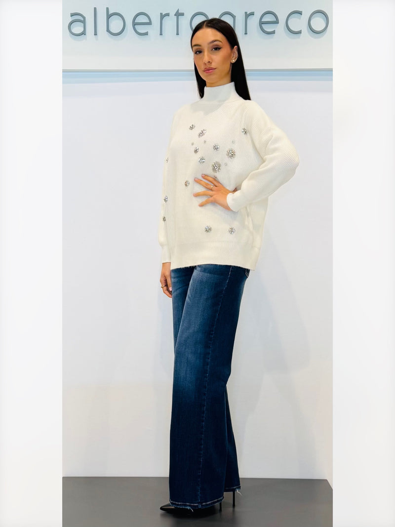 Maglia con ricamo di cristalli