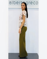 Blusa fantasia floreale con manica corta