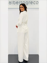 Tailleur pantaloni con giacca con cintura annodabile