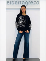 Maglia girocollo con ricamo