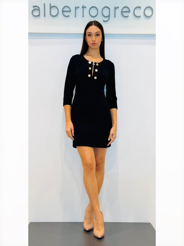 Abito corto con zip e bottoni su scollo