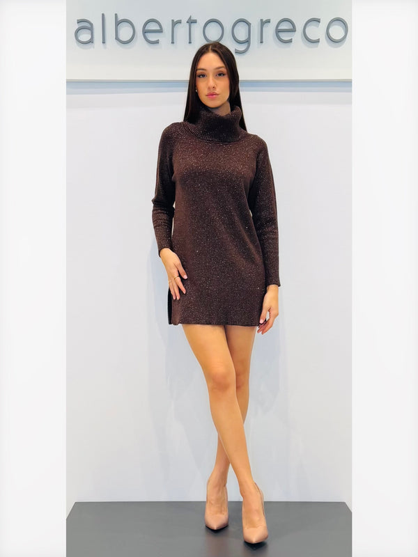 Abito corto in maglia laminata con micro paillettes