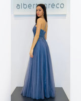 Abito lungo con corpetto ricamato e gonna in tulle glitterato