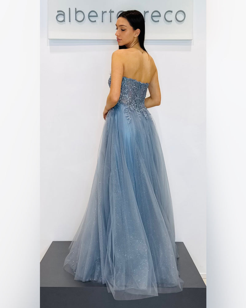 Abito lungo bustier con gonna ampia in tulle