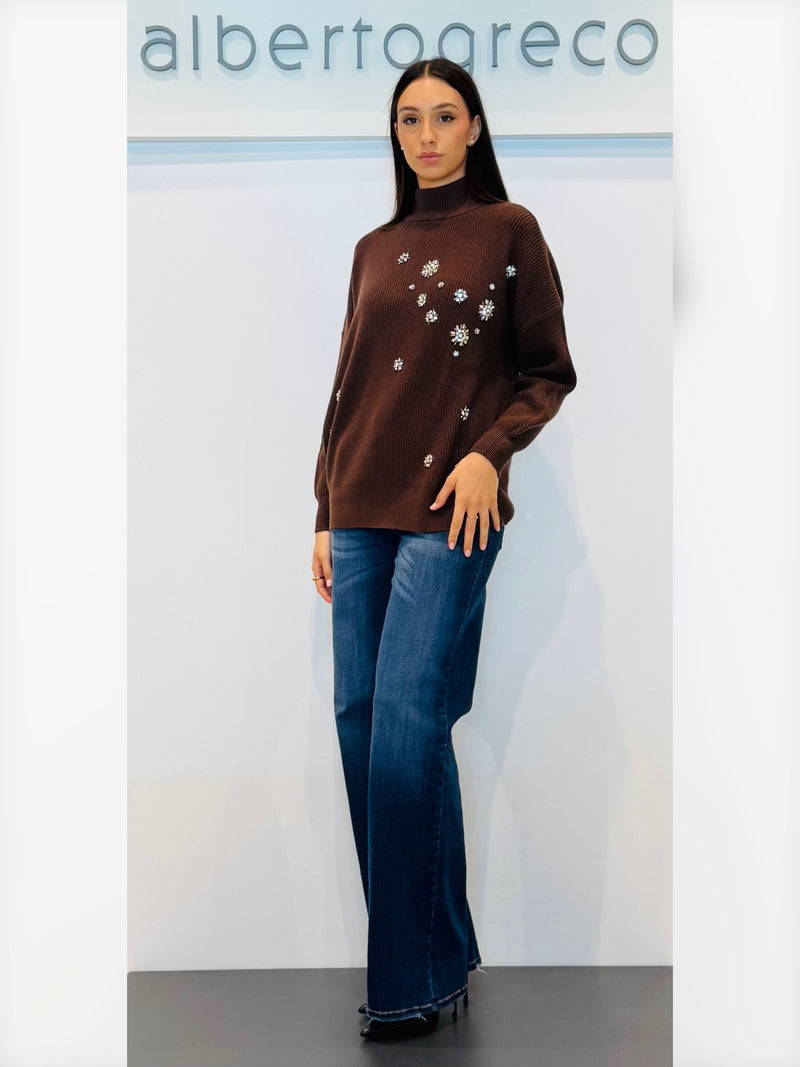 Maglia con ricamo di cristalli