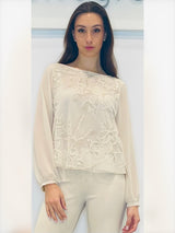 Blusa girocollo con davanti in tulle ricamato fantasia