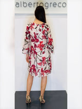 Abito in fantasia svasato