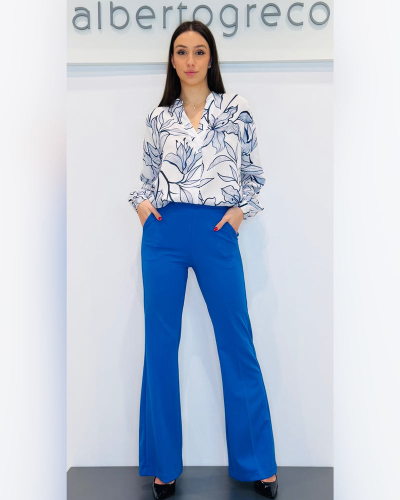 Pantaloni in crepe con dettagli in raso