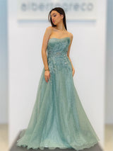 Abito con gonna ampia in tessuto goffrato glitterato