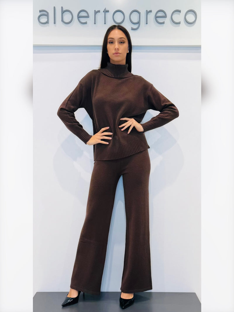 Coordinato maglia over e pantaloni
