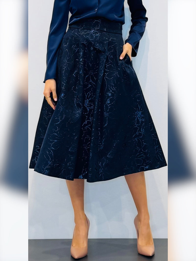 Gonna midì a pieghe in tessuto damascato