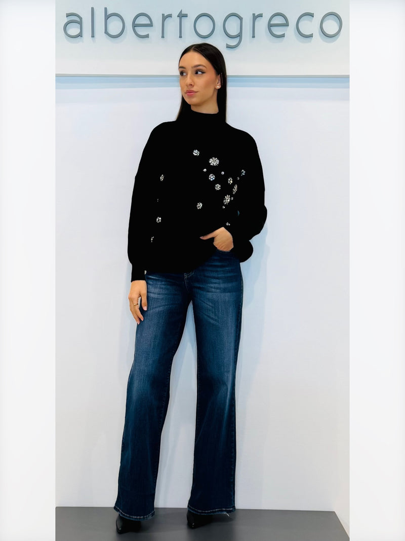 Maglia con ricamo di cristalli