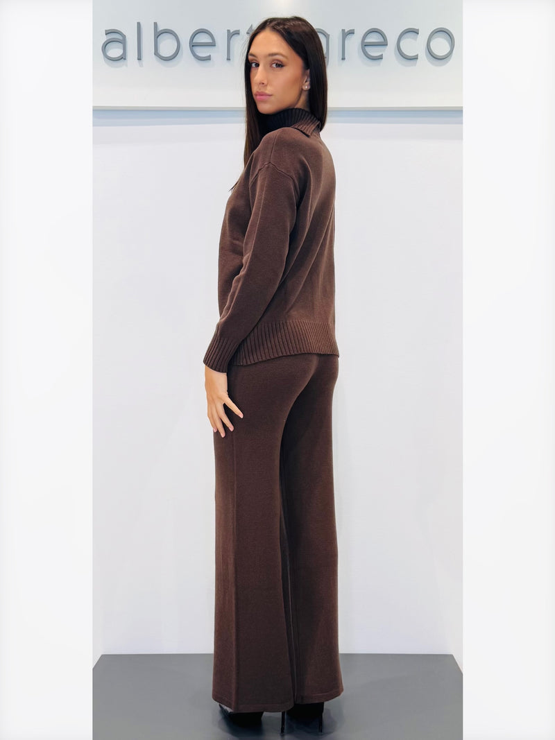 Coordinato maglia over e pantaloni