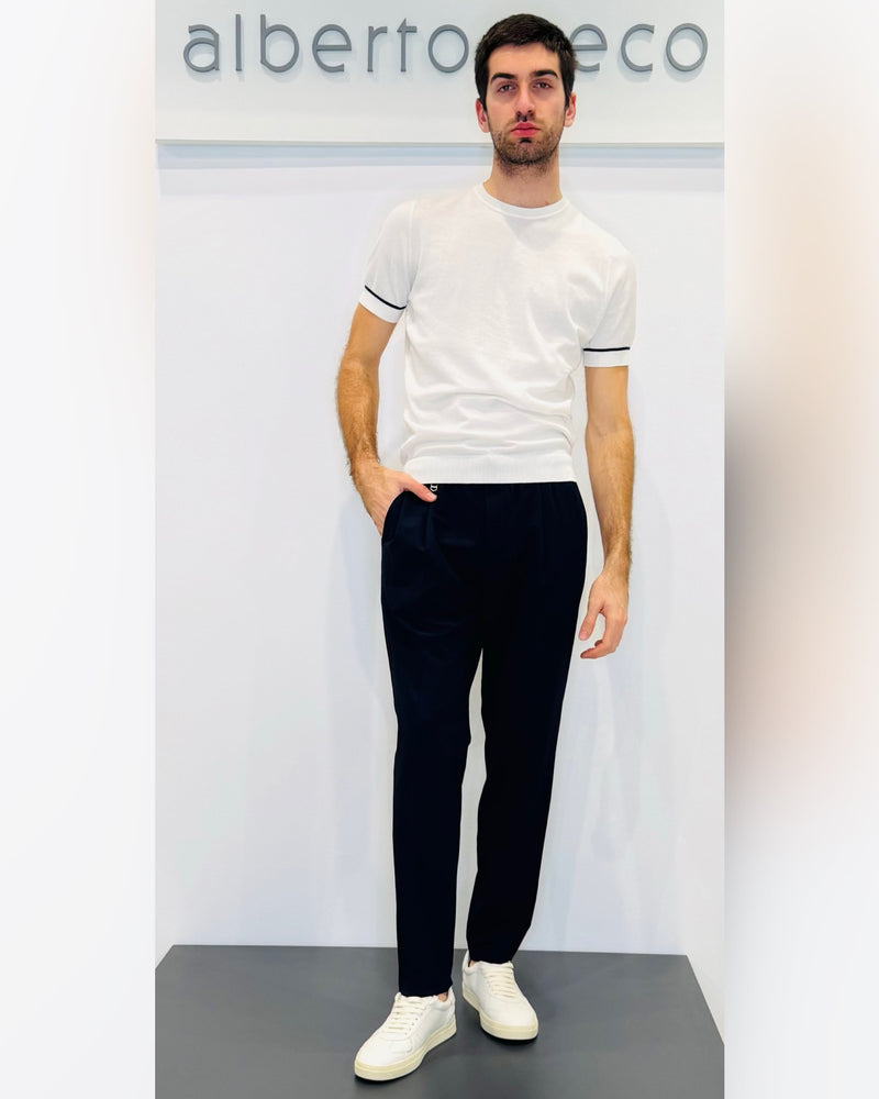 Pantaloni uomo con un a pinces