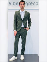 Abito due bottoni con spacchi laterali