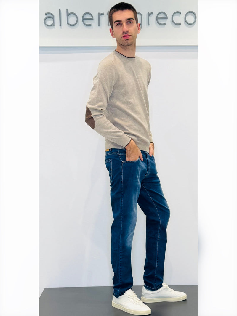 Maglia uomo girocollo in lana con toppe