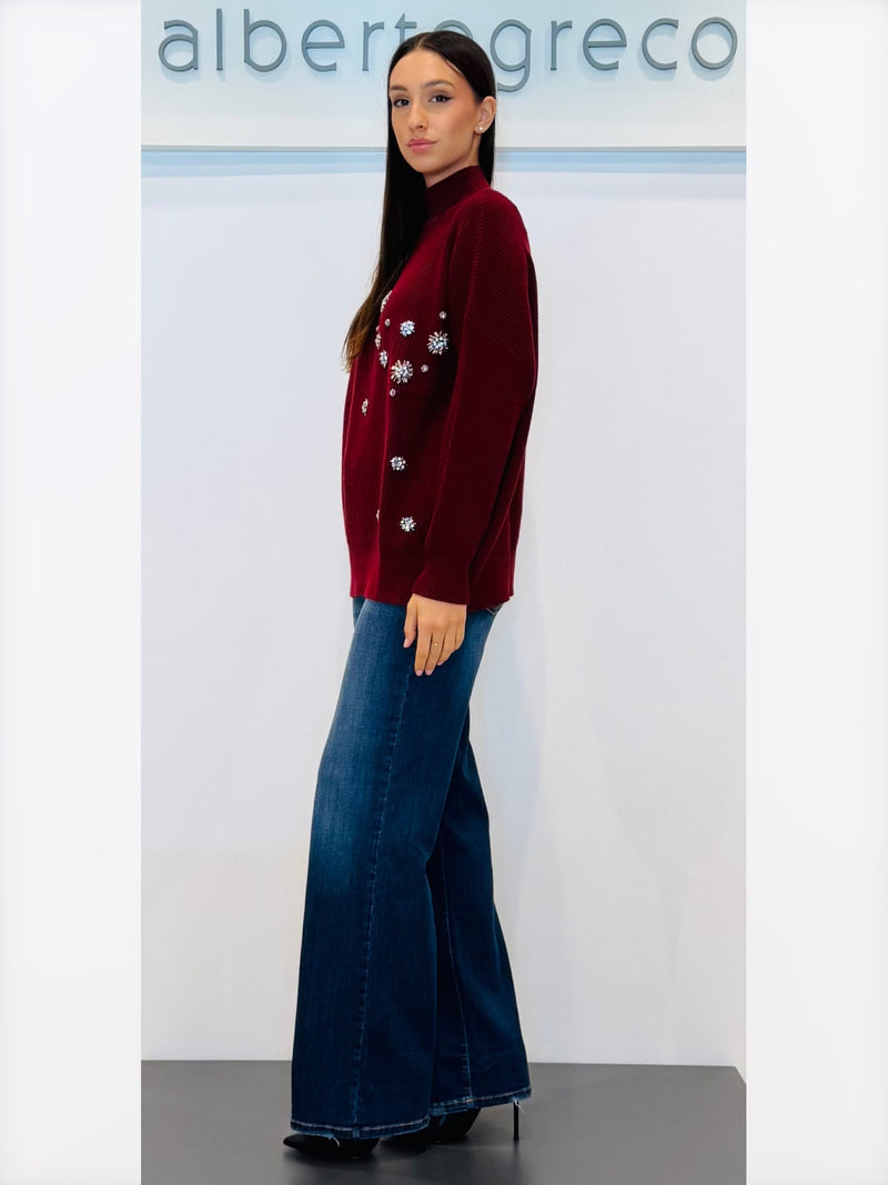 Maglia con ricamo di cristalli