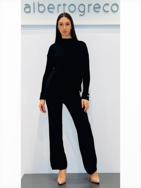 Coordinato maglia ampia e pantaloni