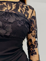 Abito a sirena con corpetto in pizzo