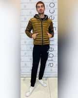Piumino uomo corto
